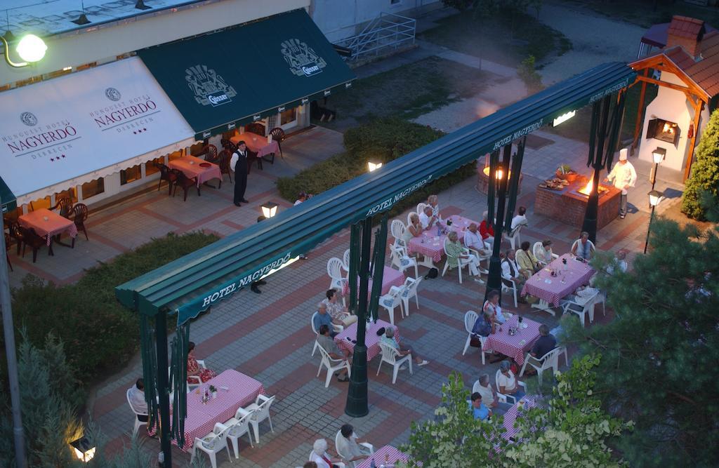 Hotel Nagyerdo Debrecen Extérieur photo